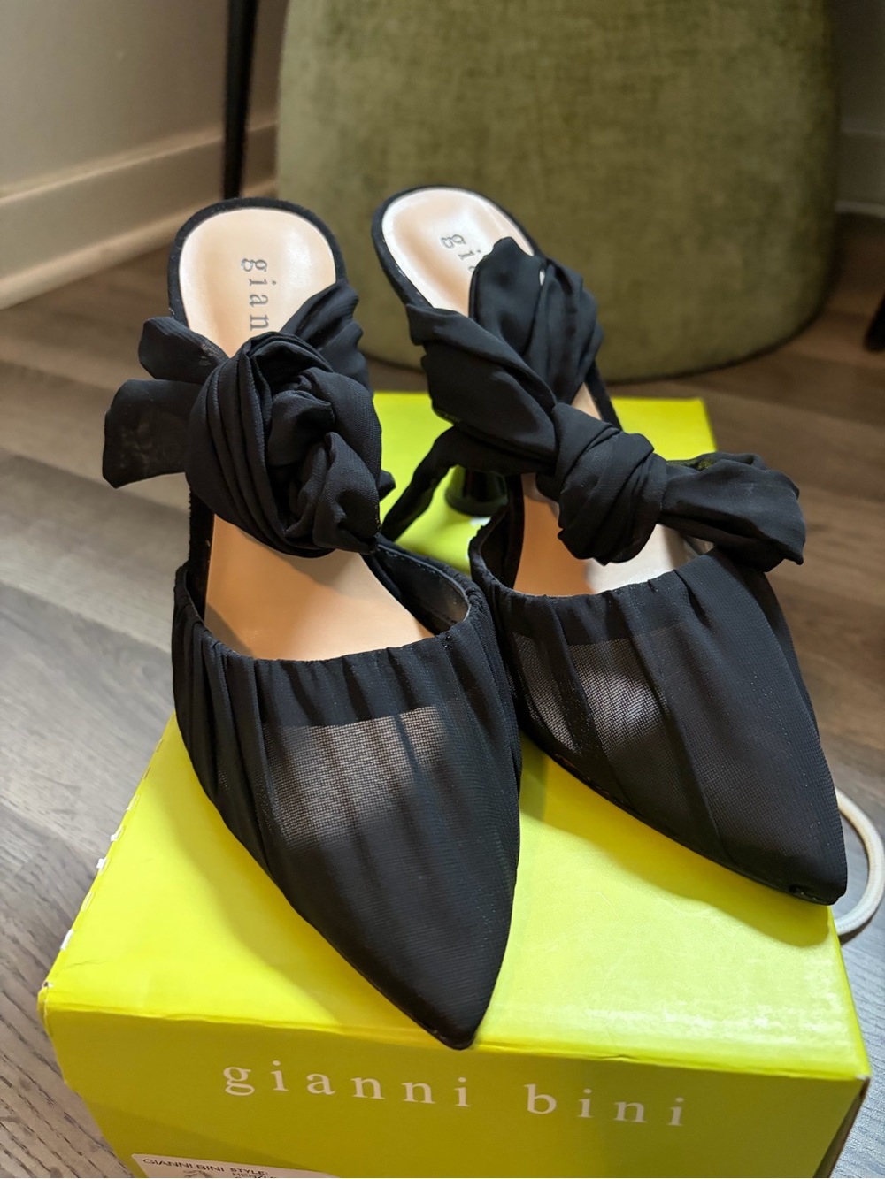 Black Gianni Bini Heels - Picture 2 of 8